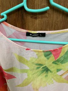 trendy Floral Print Top