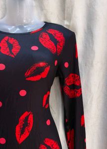 Kiss Print Bodycon Midi Dress