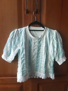 Cute Blue &amp; White Top