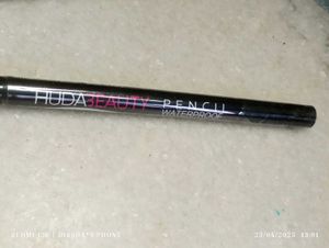Huda Beauty Pencil Waterproof Eyeliner