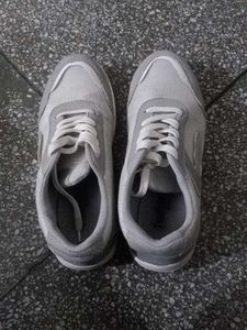 Women&#39;s  Sneakers
