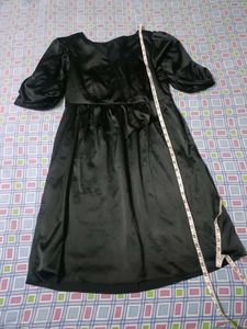 Sale🛍️Elegant Black Silk Midi Dress