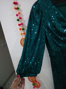 New Vero Moda Stylish Partywear Dress