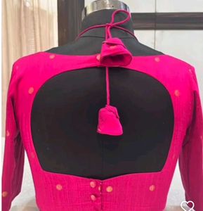 Padded Back Hook Elbow Sleeve Blouse