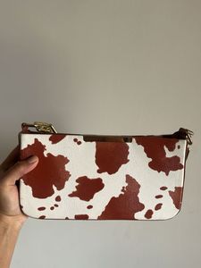 Steal Deal Structured Shoulder Bag With Straps