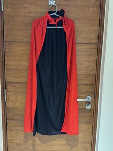 Halloween : Vampire Costume Reversable  Cape
