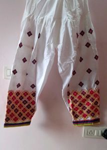 New Unused Rajasthani White Embroidered Kurta Set