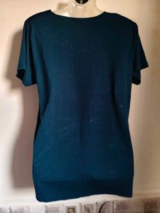 🎁Buy 1, Get 1 Free🎁Cute Graphic Tee Size M/ L