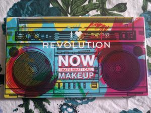 Makeup Revolution Eyeshadow Palette