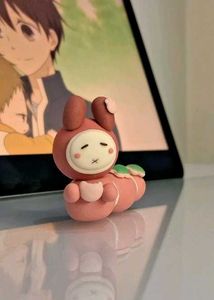 clay desk friend