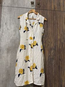 Kazo Button Dress With Belt