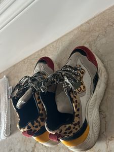 Original- Steve Madan Leopard Print Shoes