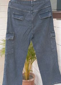 Cargo Jeans