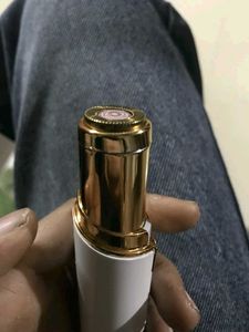 Flawless Facial Hair Remover