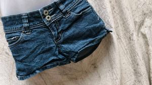 1249. Denim Mini Shorts
