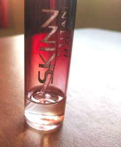 Skinn &amp; Mamaearth Perfume Combo