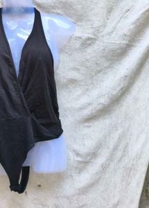 8.9 SEXY BLACK BODYSUIT