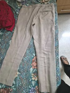 Light Beige Formal Trousers – Size 32(Loose Fit)