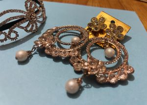 Dazzling Earrings &amp; Embellished Hairband Set