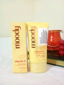 Moody VIitamin C Moisturiser And Face Mask Combo
