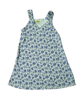 New sleeveless Frocks