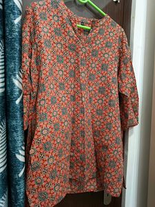 Multicolored Short Kurti Size 44