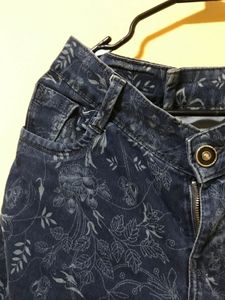 3/4th Dark Jeans