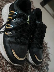 Black Fashion Sneakers