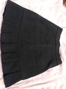 Pleated black Mini Skirt