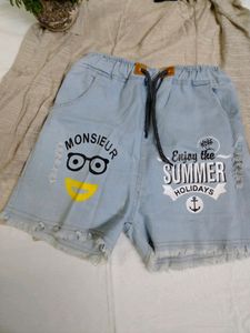 DENIM SHORTS