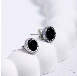 Attractive Dual-Tone Black Stud Earrings