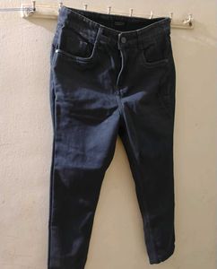 Dark Wash Jeans Saze : 28