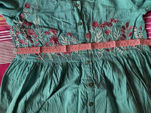 woman kurti