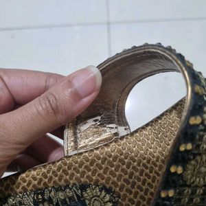 Mochi Embellished Toe Ring Sandals