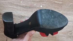 Denill Black And Red Heels