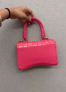 NEW Cutest Pink Handbag From Enmuse