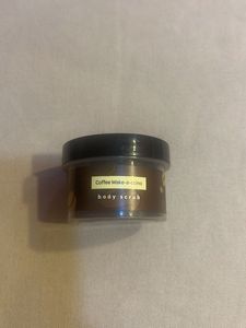 Plum Body Lovin Bodyscrub