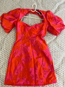 pretty Zara new dress