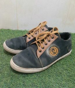 Washed Black Cloth Shoes 👟