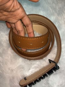 Moschino belt