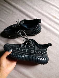 Adidas Yeezy YLPT-350 Dupes