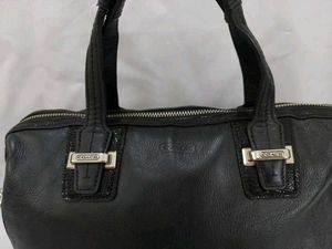 Coach Handbag / Slingbag