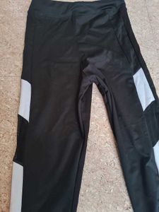 Black &amp; Gray Active Leggings