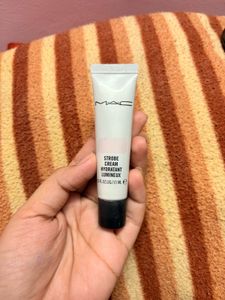 MAC Strobe Cream