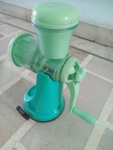 Manual Hand Juicer