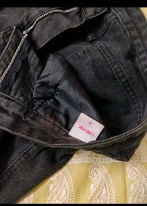 Urbanic Jean