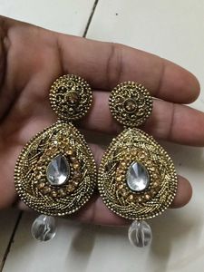 Elegant Gold Drop Earrings
