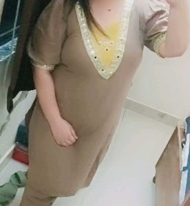 Elegant Ethnic Kurta Set