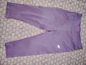 Mauve Cropped Caprie