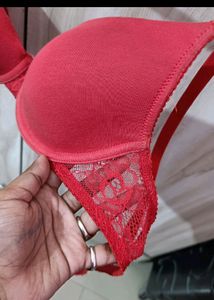 Combo of 2 Zivame Padded lace bra (Red and Light Blue)
